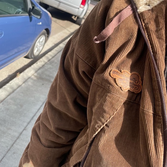 LRG Coat - Picture 10 of 12